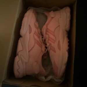 Big Kids' adidas Originals Ozweego Shoes
